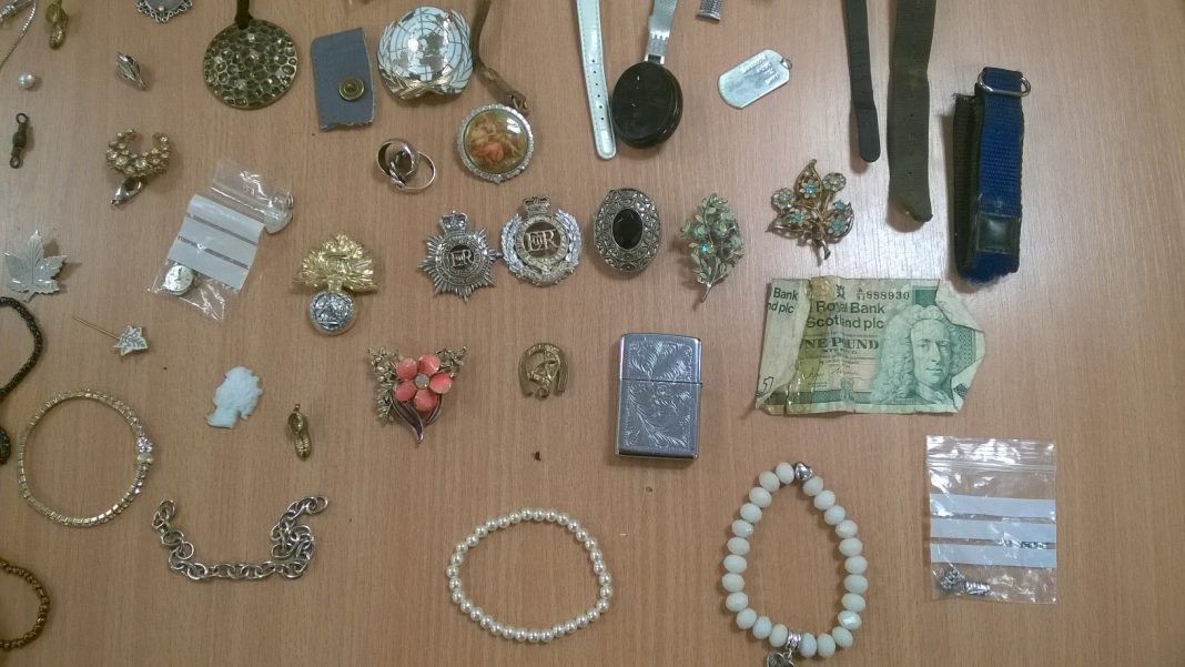 Jewellery found on queens drive swindon