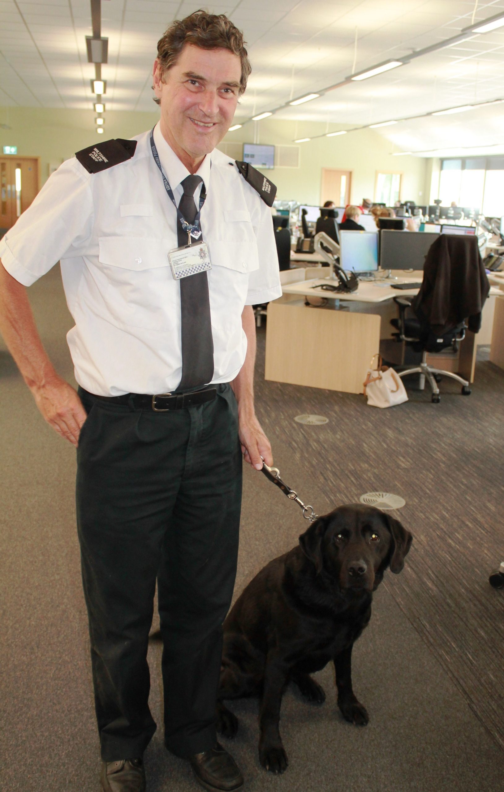 anthony-bristowe-with-nimmo-in-the-crime-communications-centre-in-devizes