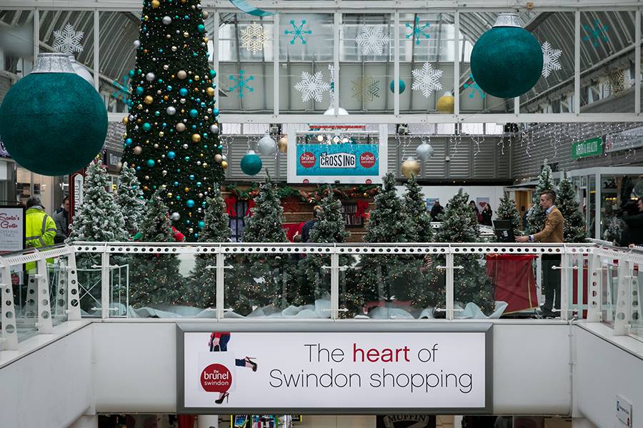 Late night shopping in the town centre