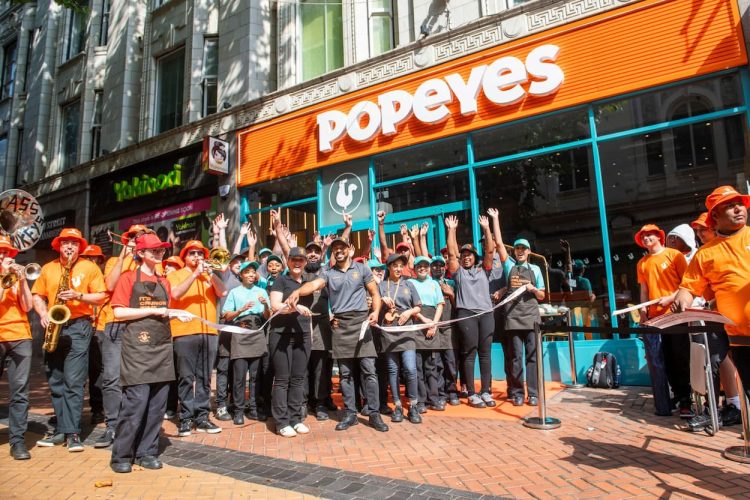 New Popeyes drive-thru to open in Swindon with prizes for first diners