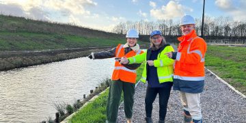 Major step for Wichelstowe canal as new section filled with water