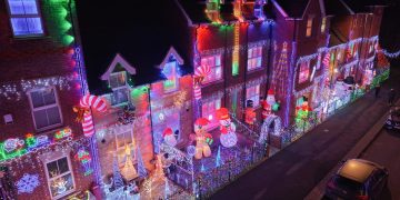 Swindon’s ‘Santa claus street’ attracts visitors with festive lights