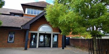 Highworth Town Council agrees funding to secure library’s future