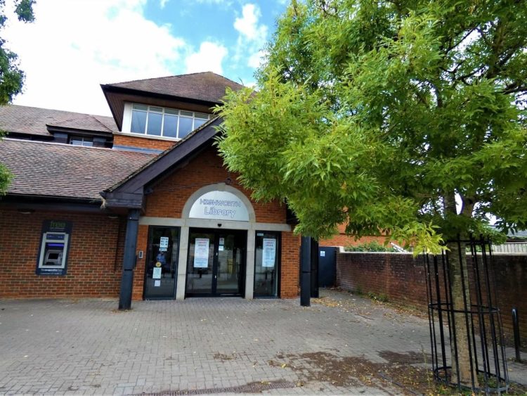Highworth Town Council agrees funding to secure library’s future