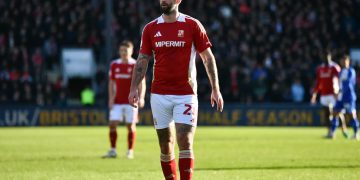 Palmer penalty sends Swindon towards top of League Two table