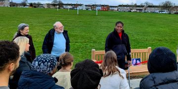 Tribute bench honours Swindon boxing coach Harry Scott
