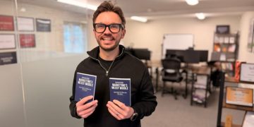 Swindon digital boss publishes practical marketing guide