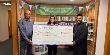Church donates £500 as hospice faces funding strain