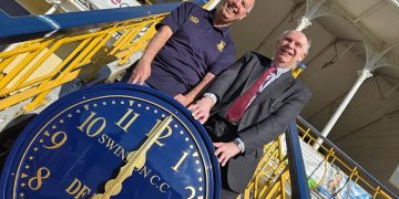 New Cricket clock celebrates decades-long Swindon partnership