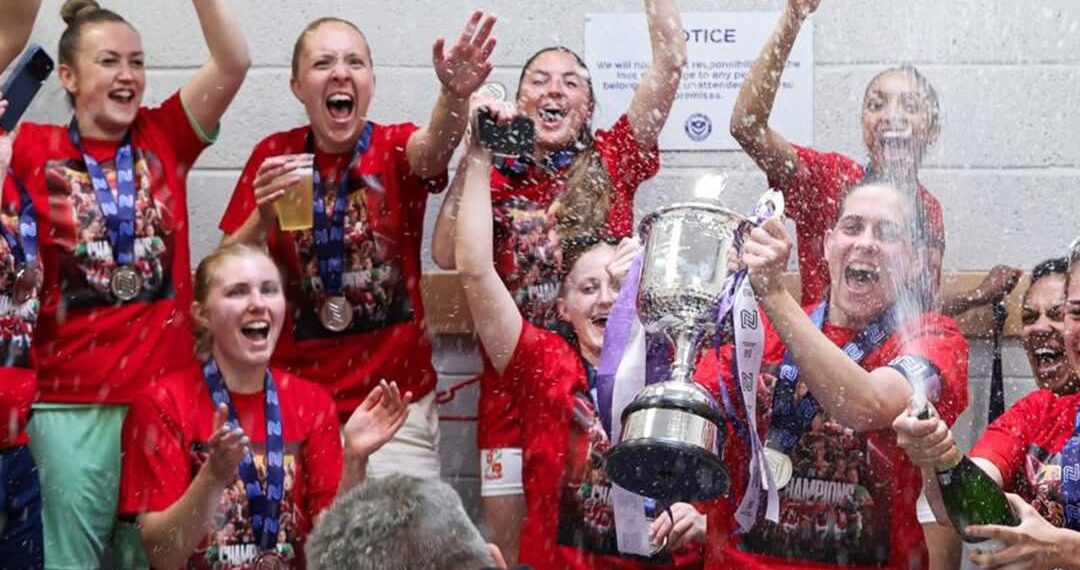 Swindon Town Women crowned league champions