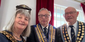 Mayor joins celebrations for bowls club’s 100 years