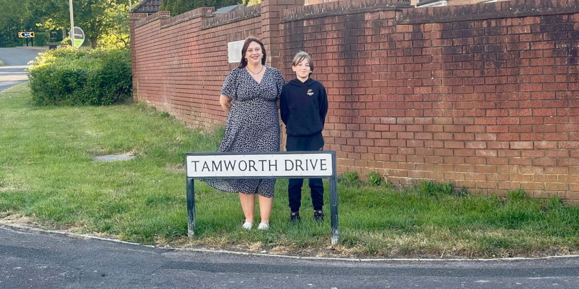 New planter thanks young Swindon litter picking star