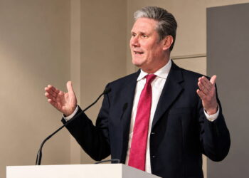 What did Swindon24 readers reveal on what Keir Starmer should do?
