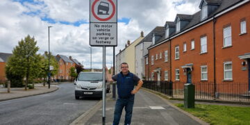 Trial to tackle pavement parking launches in Swindon