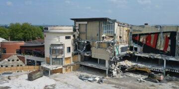 Huge town centre plot exposed after Regent Circus demolition