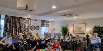 Swindon care home honours Blue Light heroes at carnival