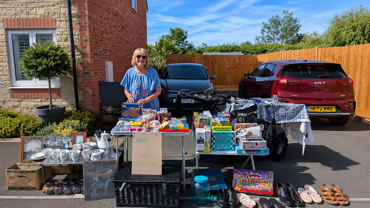 The American trend helping Swindon neighbours connect
