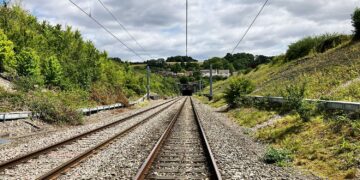 Swindon rail passengers warned of summer disruption on main line