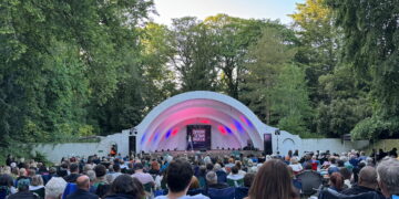 More than 1,000 attend Swindon’s first independent comedy festival