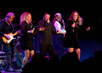 Phil Collins tribute and comedy show lined up at Town Gardens Bowl