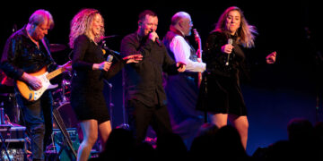 Phil Collins tribute and comedy show lined up at Town Gardens Bowl