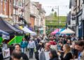 Dry weather and live acts delight Old Town crowds