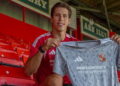 Swindon Town sign Moldova international Stephan Negru from Oxford
