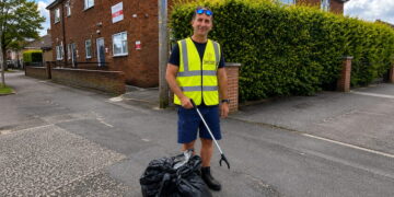 Community litter pick ends in complaint after dispute over resident’s wheelie bin