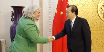 South Swindon MP Heidi Alexander strengthens UK-China transport ties