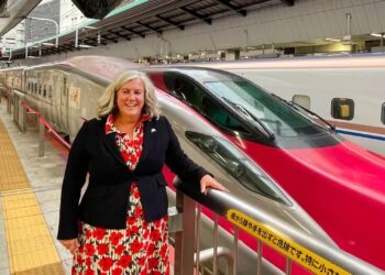 Swindon MP and transport Sec visits Japan as UK rail reform gathers pace