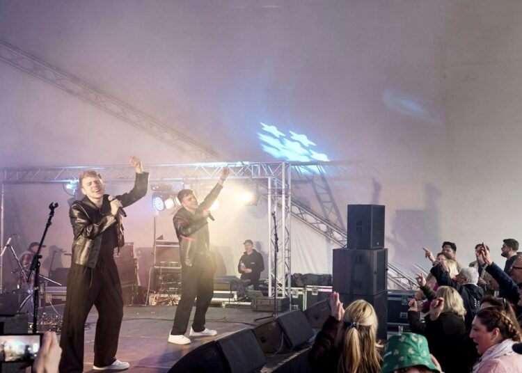 Billy & Louie to headline first ever live music event at Basset Down
