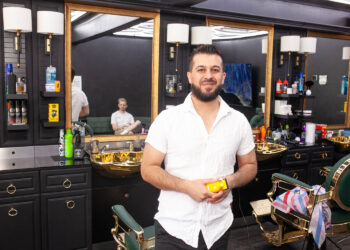 From Iraq to Old Town, barber builds thriving business in Swindon