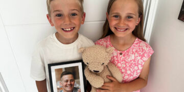 Swindon siblings sell toys to thank charity that helped through grief