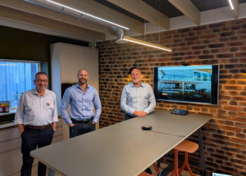 Council leader visits Swindon firm amid drive for new investment