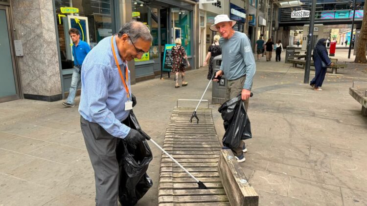 Over 230 volunteer places booked for major Swindon town clean-up