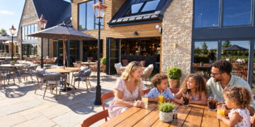 Swindon gets national boost as town ranks highly for family life
