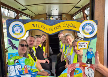 Volunteers give Swindon’s historic canal a boost during clean-up day