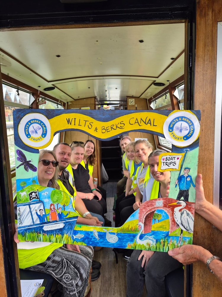 Volunteers give Swindon’s historic canal a boost during clean-up day