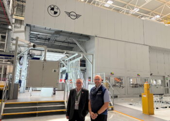 Swindon council leader meets BMW bosses for talks over future jobs