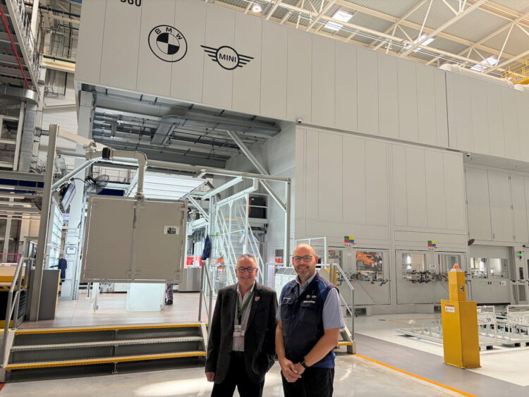 Swindon council leader meets BMW bosses for talks over future jobs