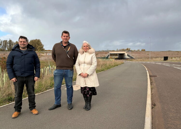 New £28.7m road linking Wichelstowe to M4 Junction 16 finally opens